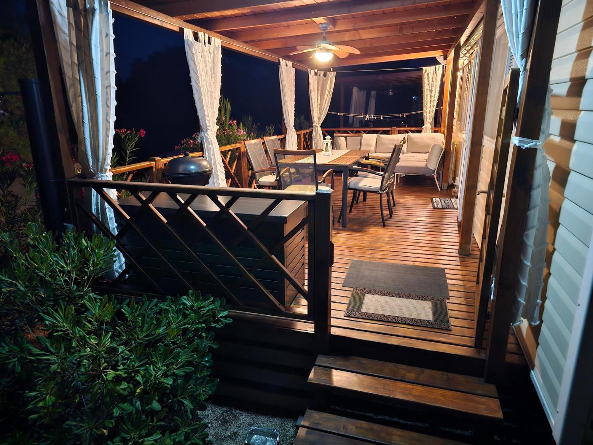 Mobile Home Sea Fairy , Jezera , Murter Tisno Exterior photo